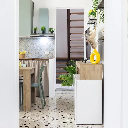דירה Inhouse